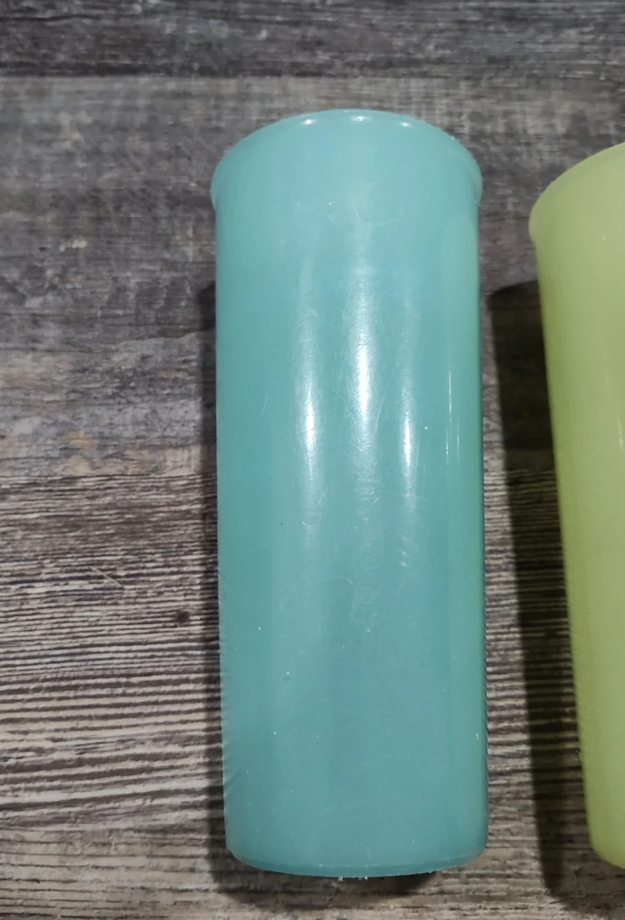 TUPPERWARE #107 Vintage Pastel TUMBLERS 6.5" Beverage Cups 12 Oz. Made In USA - Picture 2 of 9